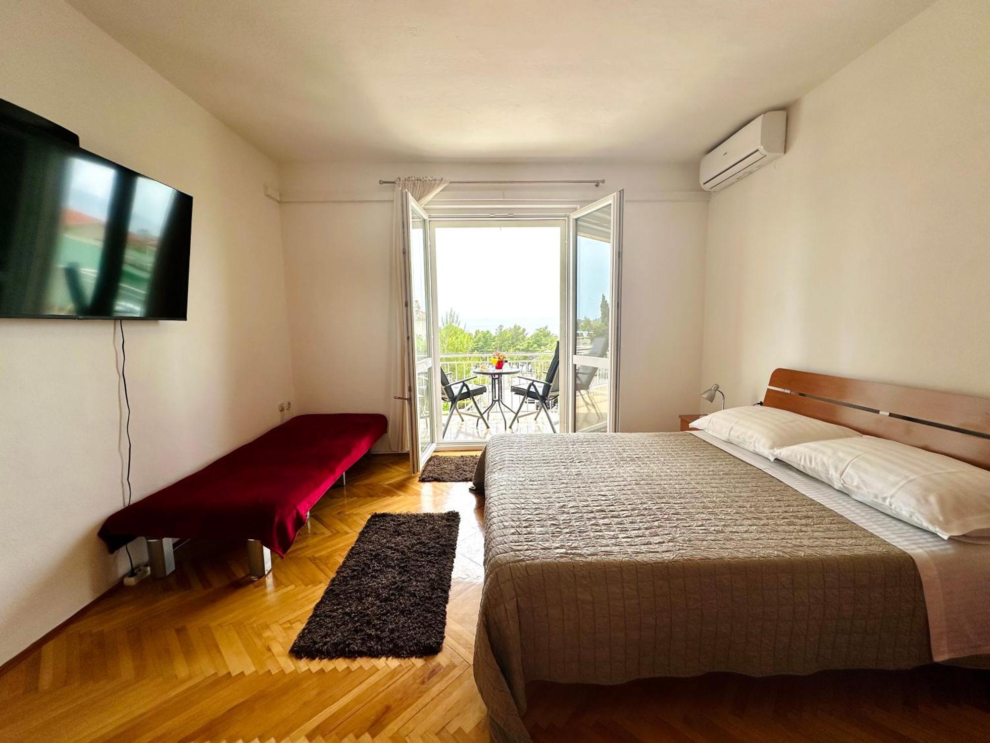Spacious Family Apartment Near The Beach 마카르스카 외부 사진