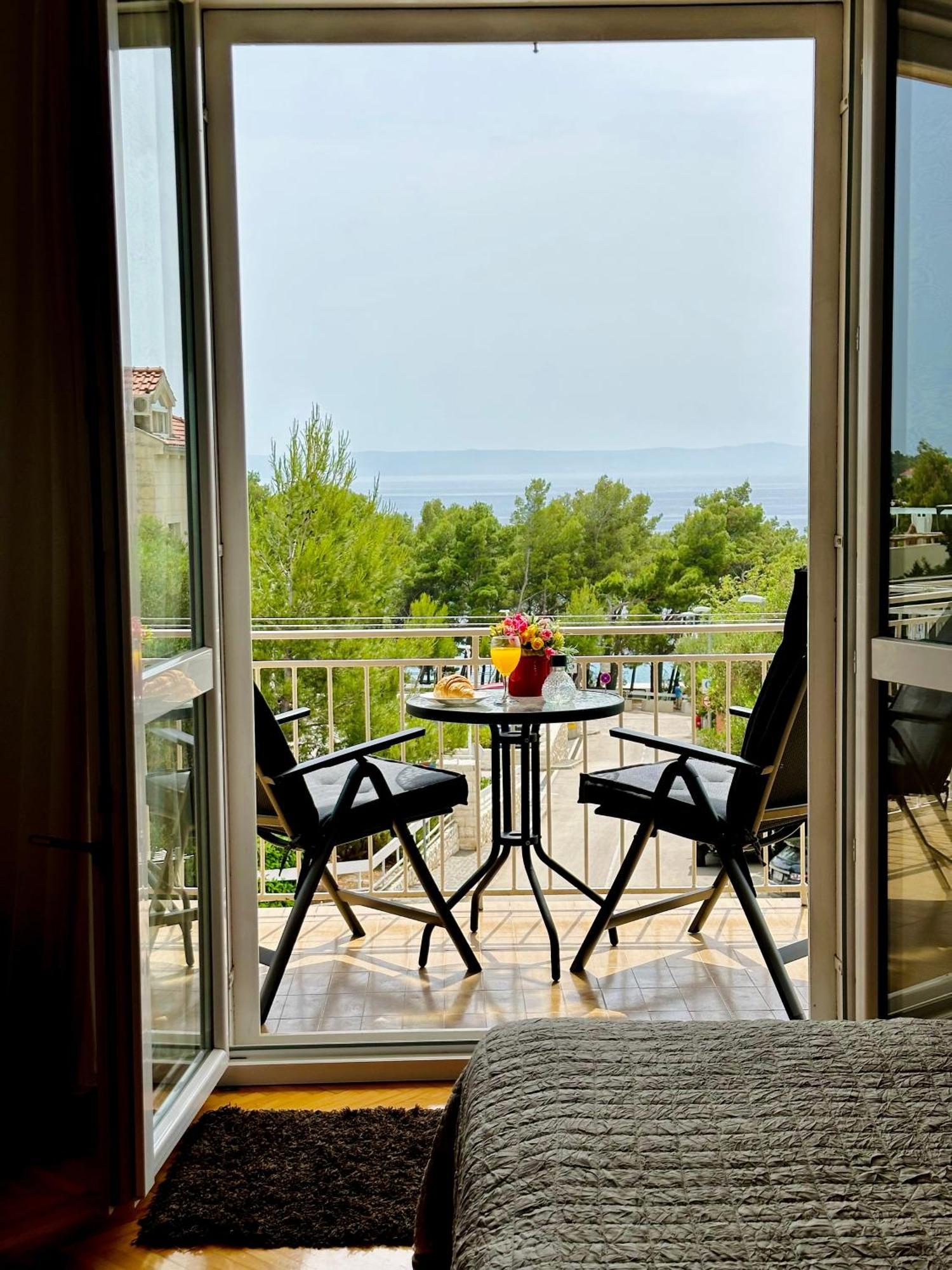 Spacious Family Apartment Near The Beach 마카르스카 외부 사진