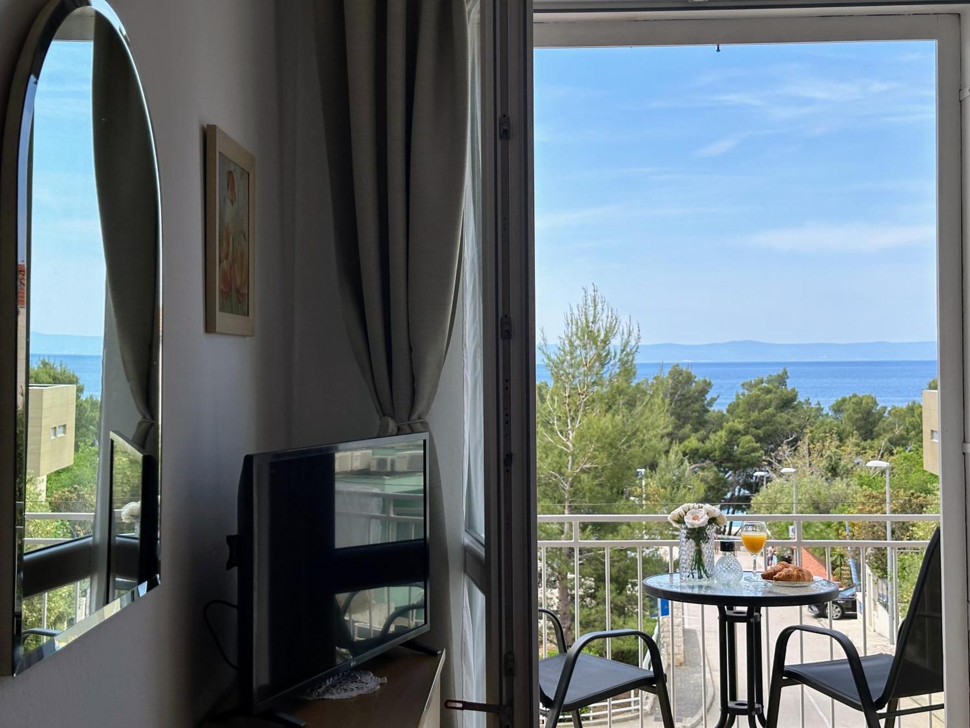 Spacious Family Apartment Near The Beach 마카르스카 외부 사진